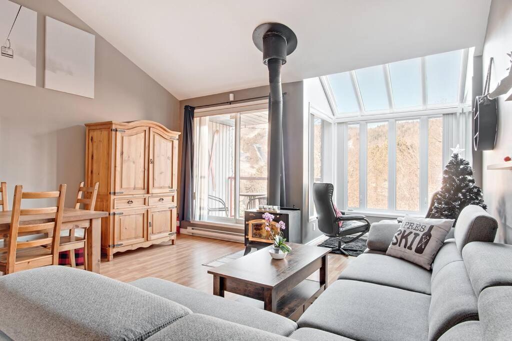 Le Cozy-Condo A Louer A Stoneham Esterno foto